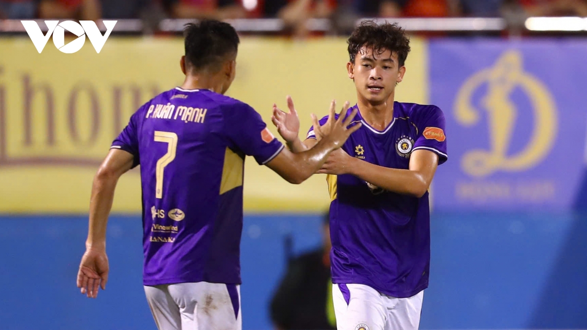 HLV Hà Nội FC "khích tướng" bộ đôi tuyển thủ Việt Nam